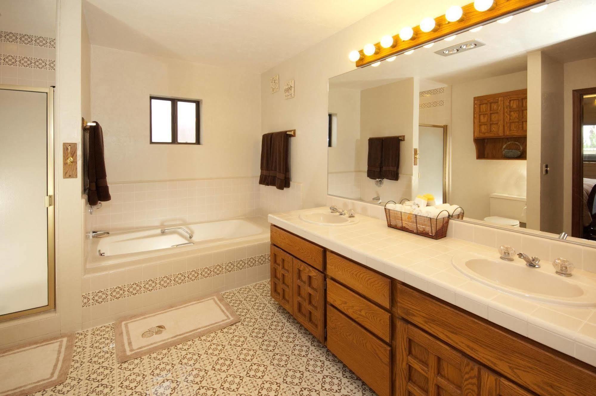 كوتنوود Desert Rose Bed And Breakfast المظهر الخارجي الصورة